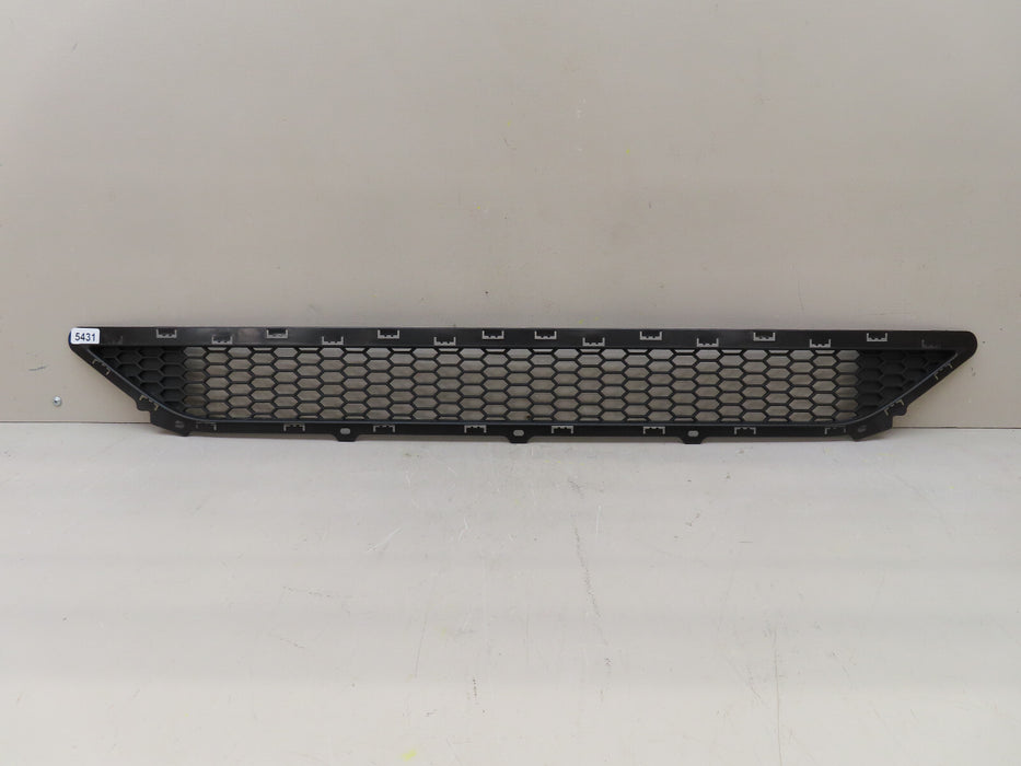 2016-2018 HYUNDAI TUCSON FRONT LOWER BUMPER GRILLE GRILL OEM 86561-D3000