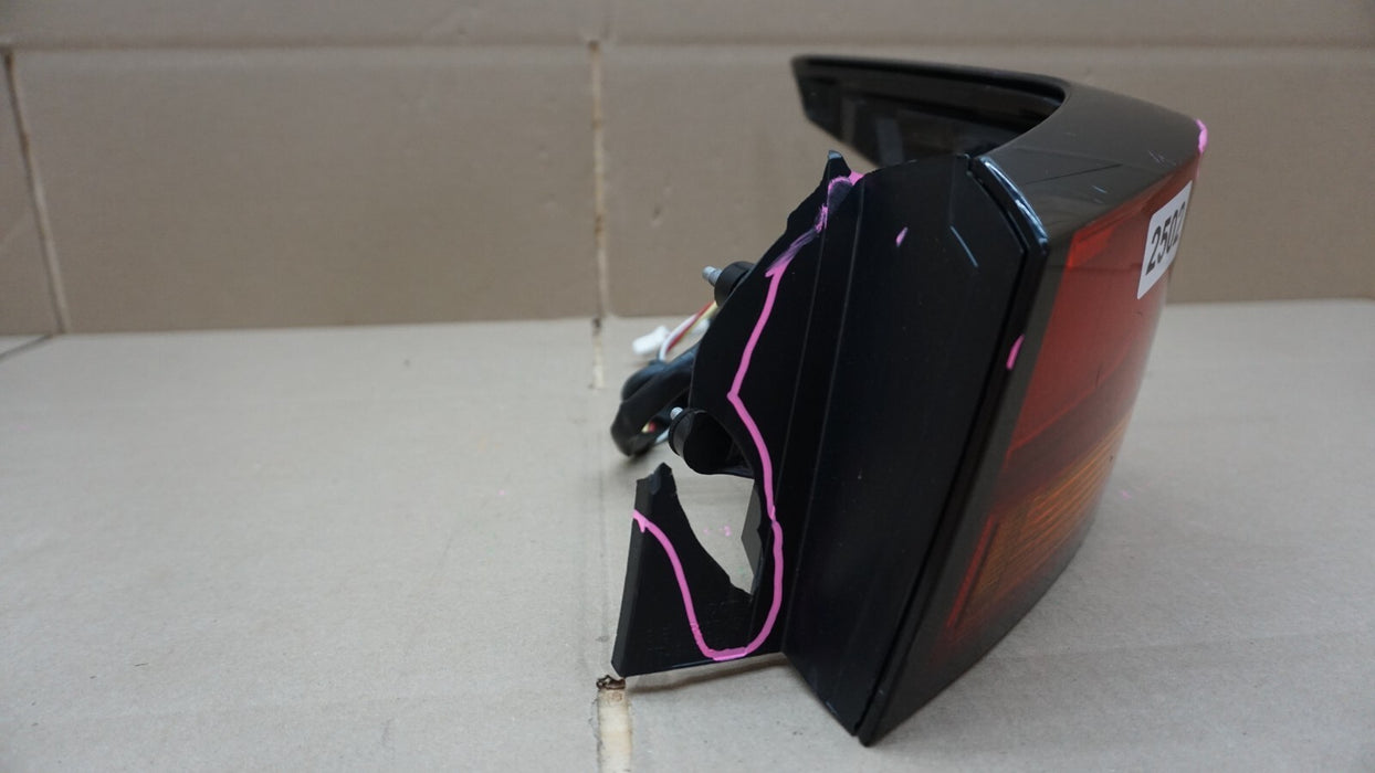 2019-2021 NISSAN ALTIMA REAR RIGHT PASSENGERS SIDE TAIL LIGHT OEM 19 20 21