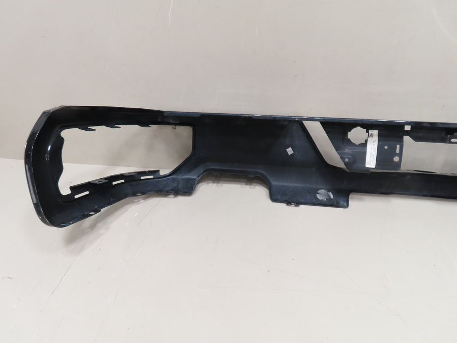 2019-2022 CHVEROLET SILVERADO GMC SIERRA 1500 REAR BUMPER COVER OEM 84520863