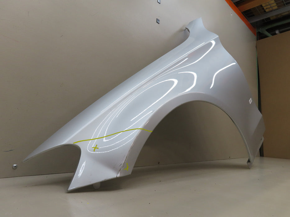 2015-2020 MERCEDES-BENZ C300 W205 FRONT LEFT DRIVER FENDER PANEL OEM 2058810121