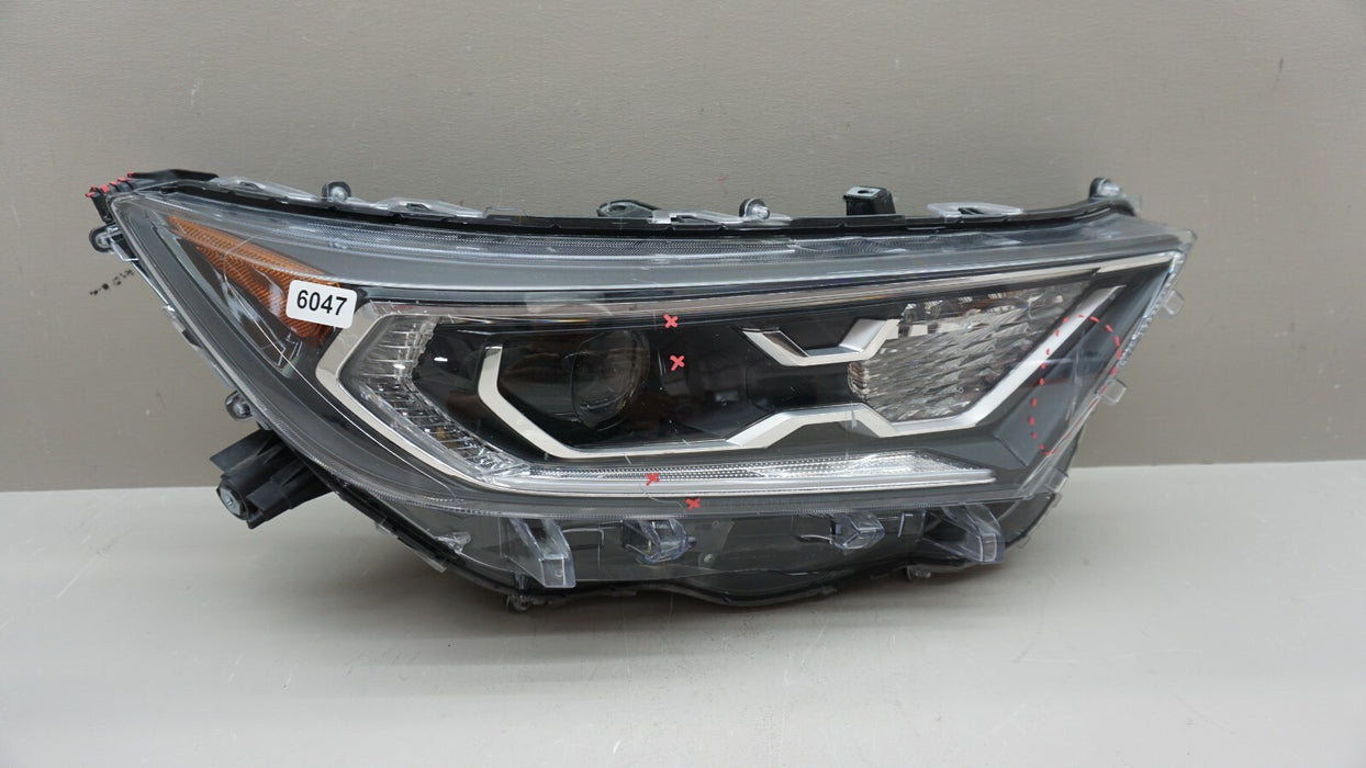 2019-2021 TOYOTA RAV4 FRONT RH RIGHT PASSENGER SIDE HEADLIGHT OEM