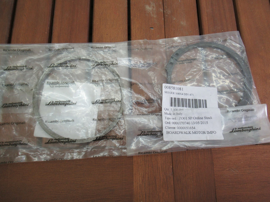 1993-1998 LAMBORGIHI DIABLO 5.7L RETAINER RING & SPACER SEAL SET OF 2 OEM