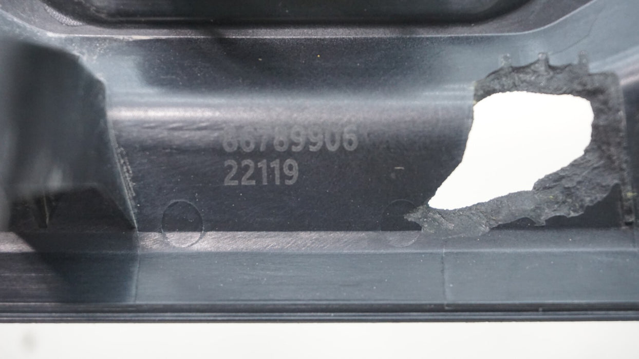 2019-2023 GMC SIERRA 2500 3500 REAR TAIL GATE HANDLE W/T CAMERAS OEM