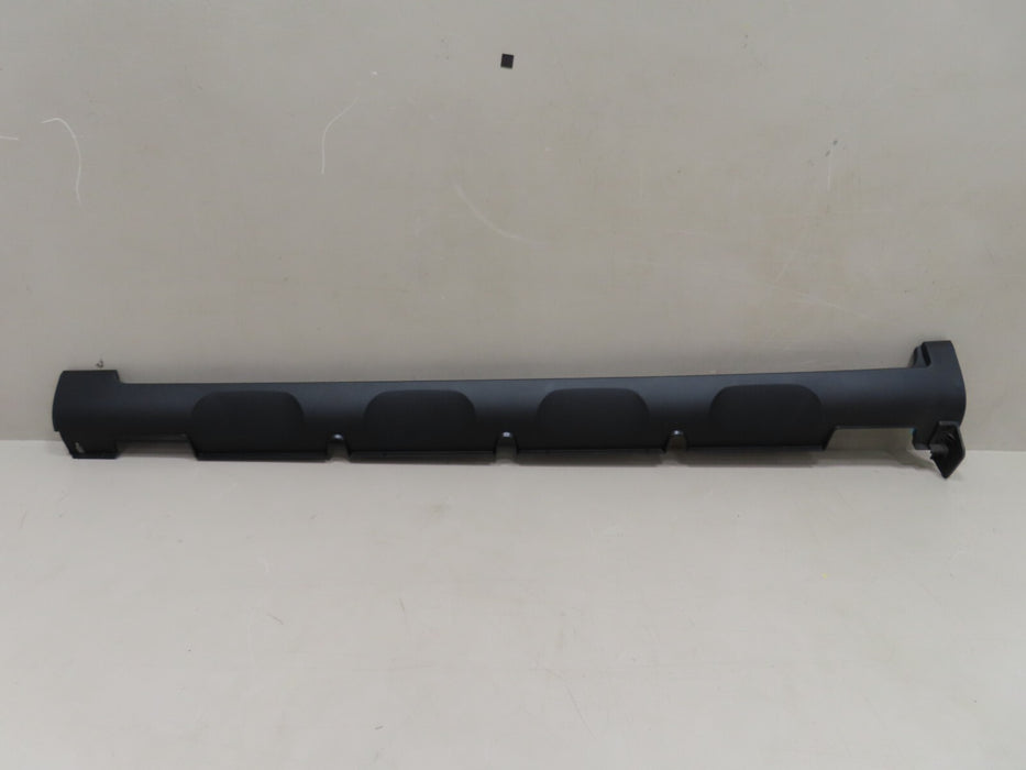 2020-2021 HYUNDAI VENUE LEFT ROCKER SKIRT MOLDING COVER PANEL OEM 87751-K2000