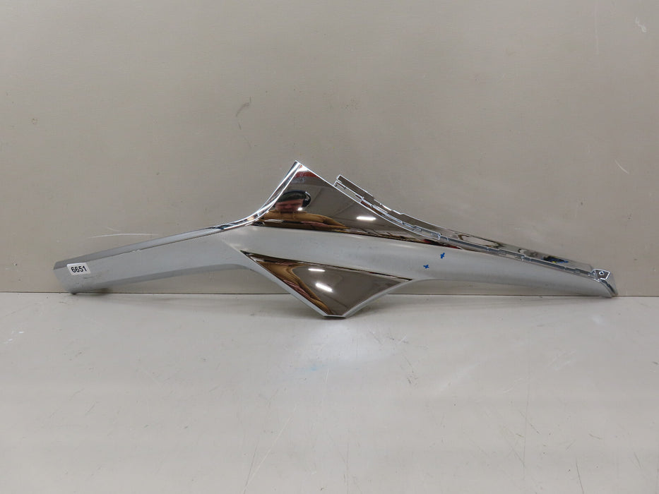 2019-2022 CHEVROLET BLAZER FRONT RIGHT PASSENGER SIDE GRILL MOLDING OEM
