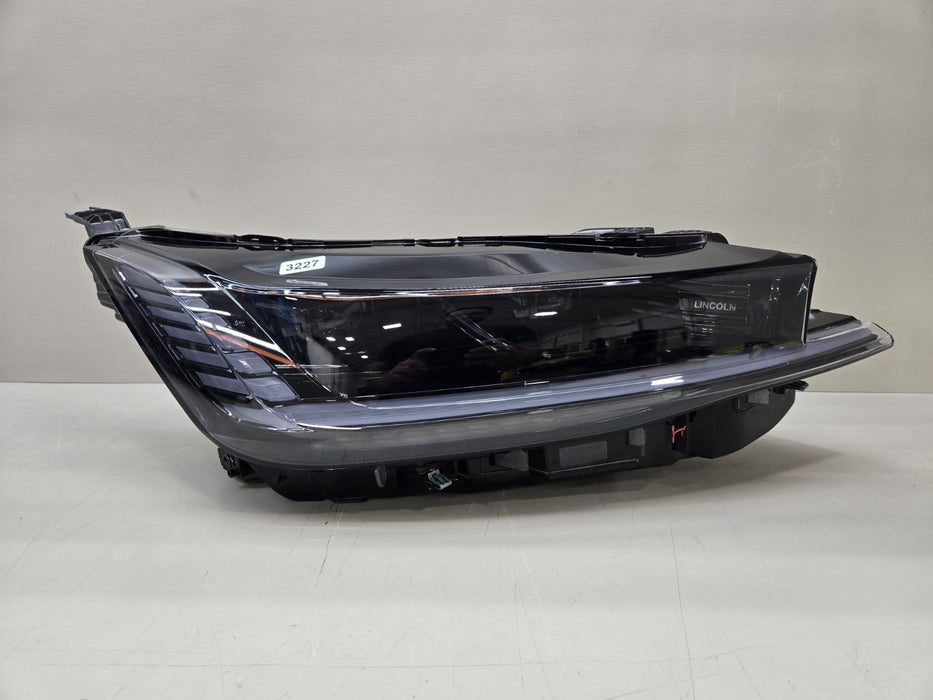 2024 2025 LINCOLN NAUTILUS RIGHT LED HEADLIGHT LAMP OEM.