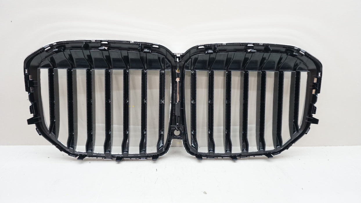 2019-2021 BMW X7 G07 FRONT CHROME UPPER RADIATOR GRILLE OEM 2454895