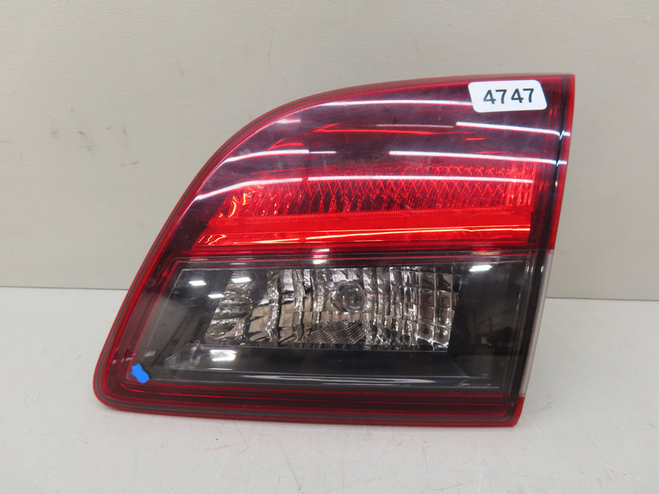 2013-2015 MAZDA CX-9 REAR RIGHT PASSENGER SIDE INNER TRUNK TAILLIGHT LAMP OEM