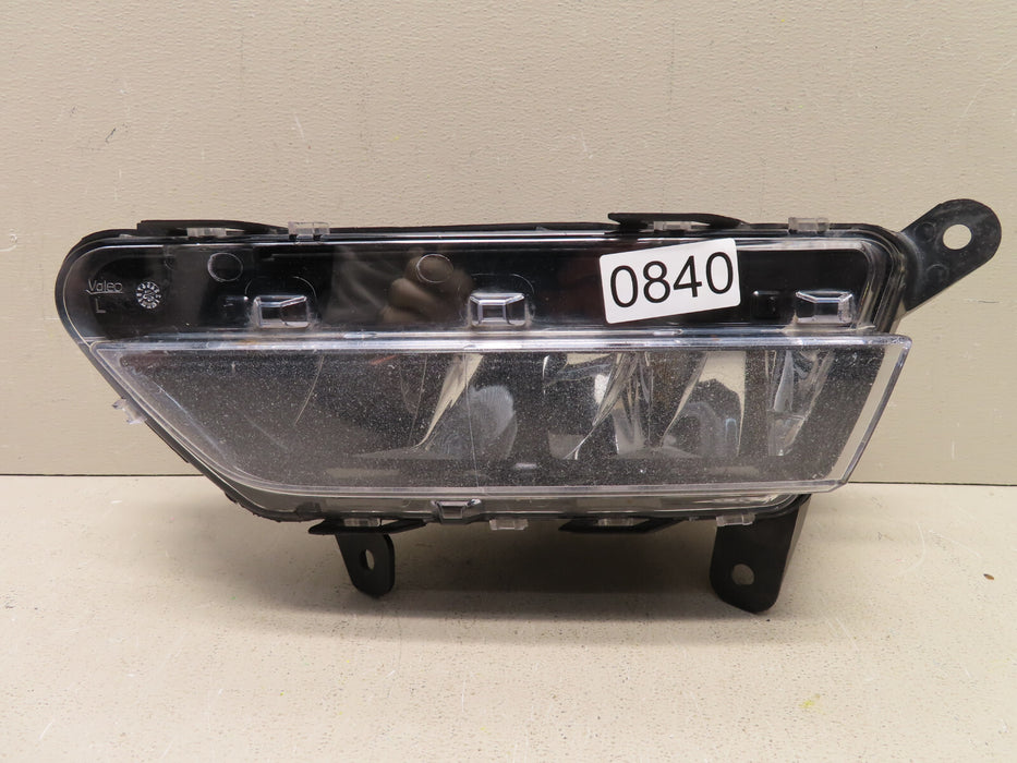 2015-2018 PORSCHE MACAN TURBO FOG LIGHT LEFT DRIVER SIDE OEM LED 89209331