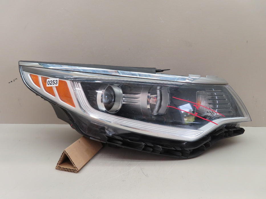 2016-2018 KIA OPTIMA LX FRONT RIGHT SIDE HEADLIGHT LAMP HALOGEN OEM 92102-D50
