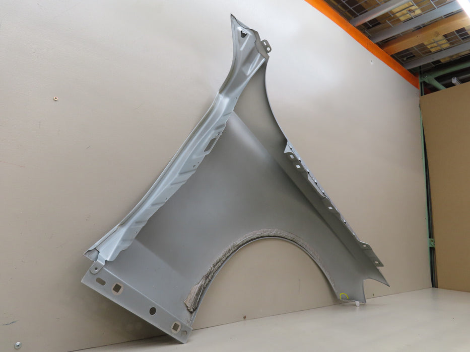 2015-2020 MERCEDES-BENZ C300 W205 FRONT LEFT DRIVER FENDER PANEL OEM 2058810121