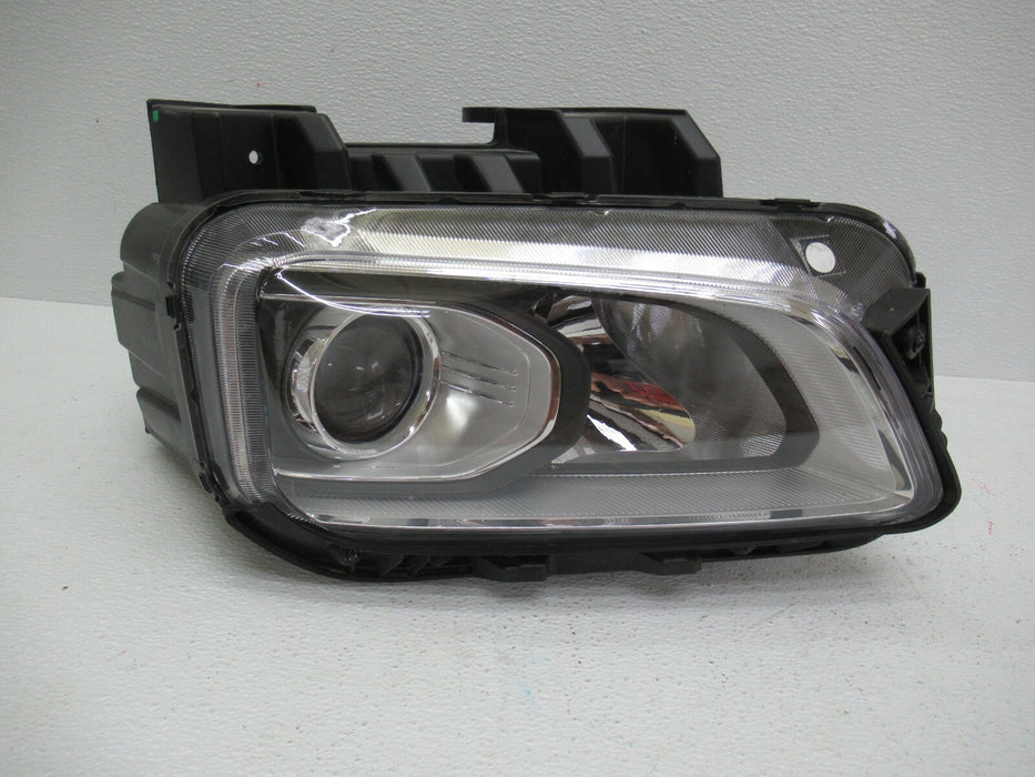 2018-2020 HYUNDAI KONA FRONT RIGHT PASSENGER SIDE HEADLIGHT HEADLAMP HALOGEN OEM