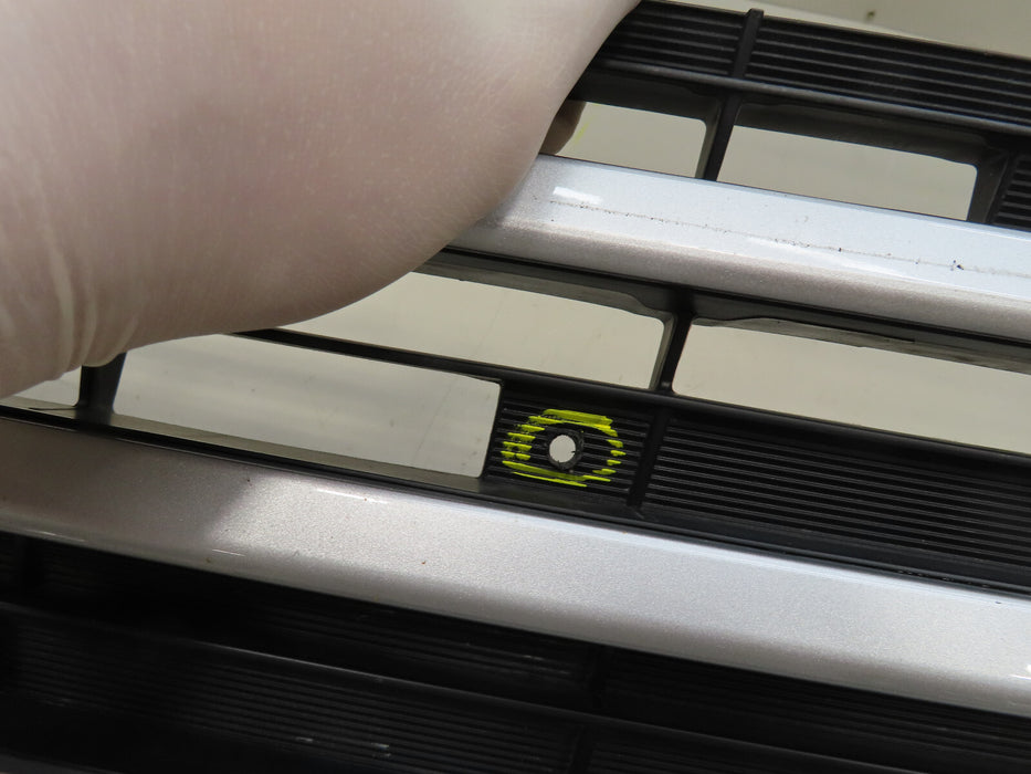 2016 2017 2018 2019 TOYOTA HIGHLANDER FRONT LOWER GRILLE GRILL OEM 53102-0E070