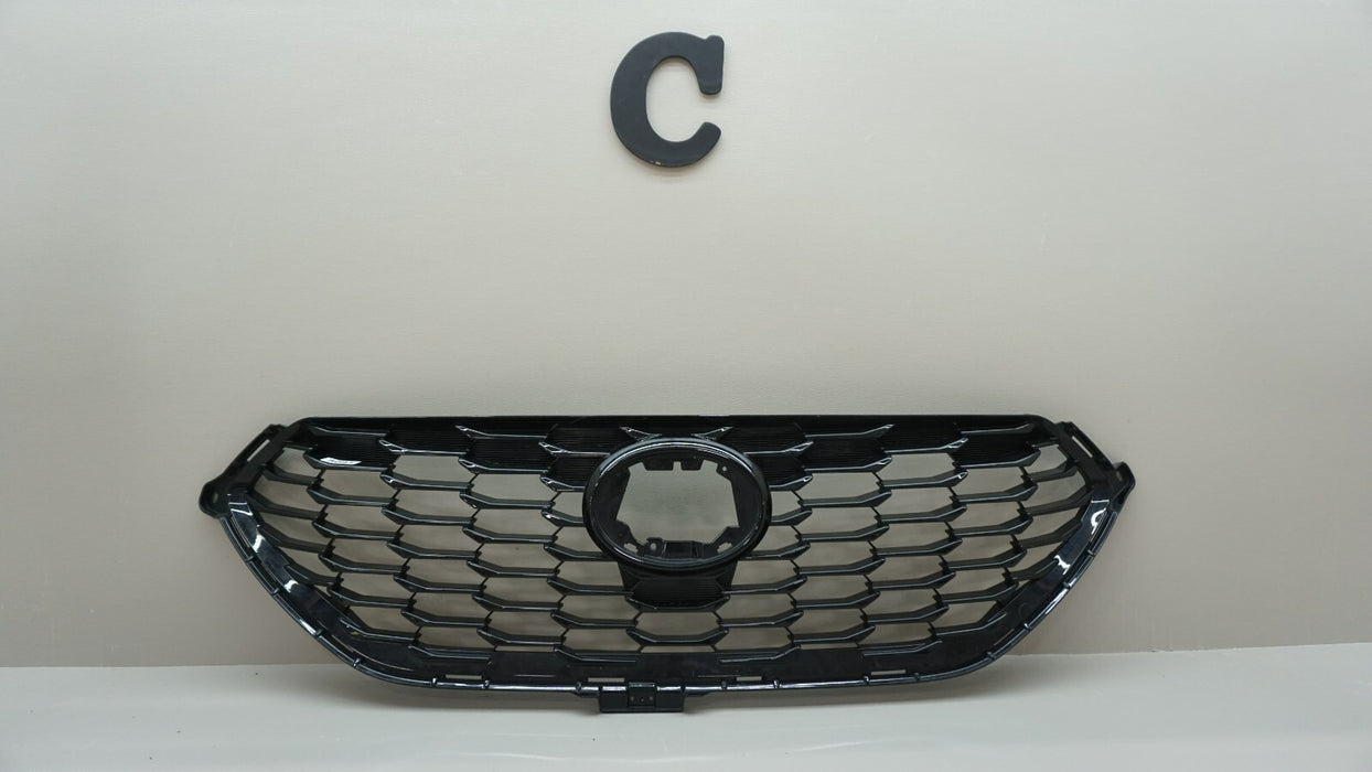 2020-2021 TOYOTA HIGHLANDER XSE FRONT BUMPER CENTER GRILL GRILLE OEM 53111-0E330