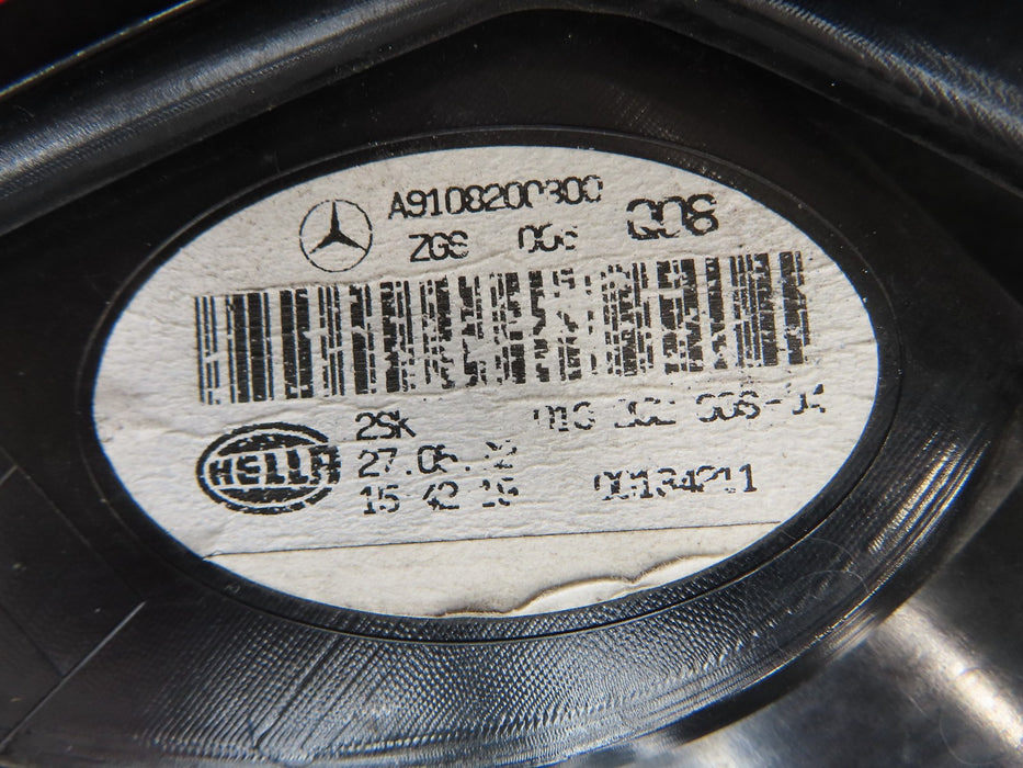 2019-2022 MERCEDES-BENZ SPRINTER 1500-3500 REAR RIGHT PASSENGER TAIL LIGHT OEM