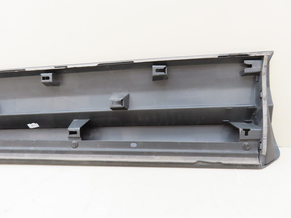 2019-2021 SUBARU ASCENT FRONT RIGHT PASSENGER SIDE LOWER DOOR TRIM MOLDING OEM