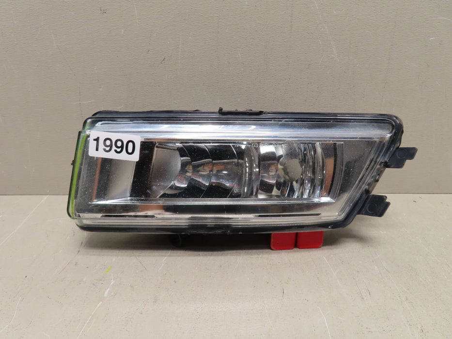2012-2015 VOLKSWAGEN PASSAT FRONT LEFT DRIVER SIDE FOG LIGHT HALOGEN OEM