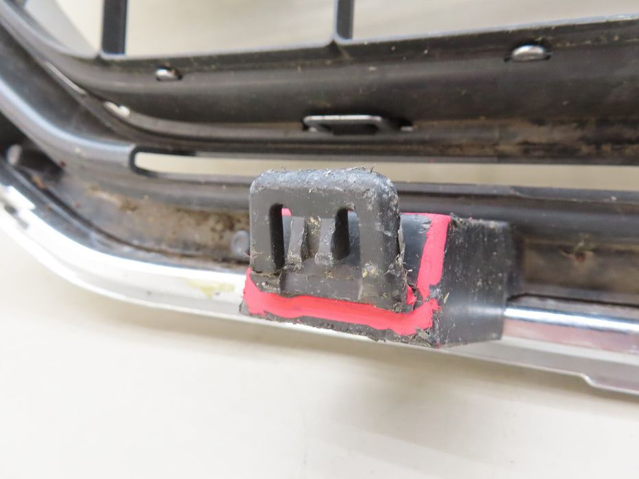 2015-2020 GMC YUKON FRONT UPPER GRILLE GRILL OEM