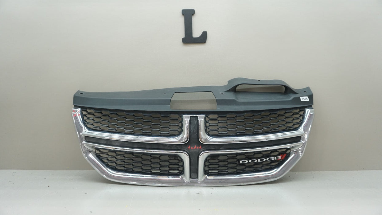 2011-2018 DODGE JOURNEY FRONT CENTER RADIATOR GRILLE OEM 68080192AA