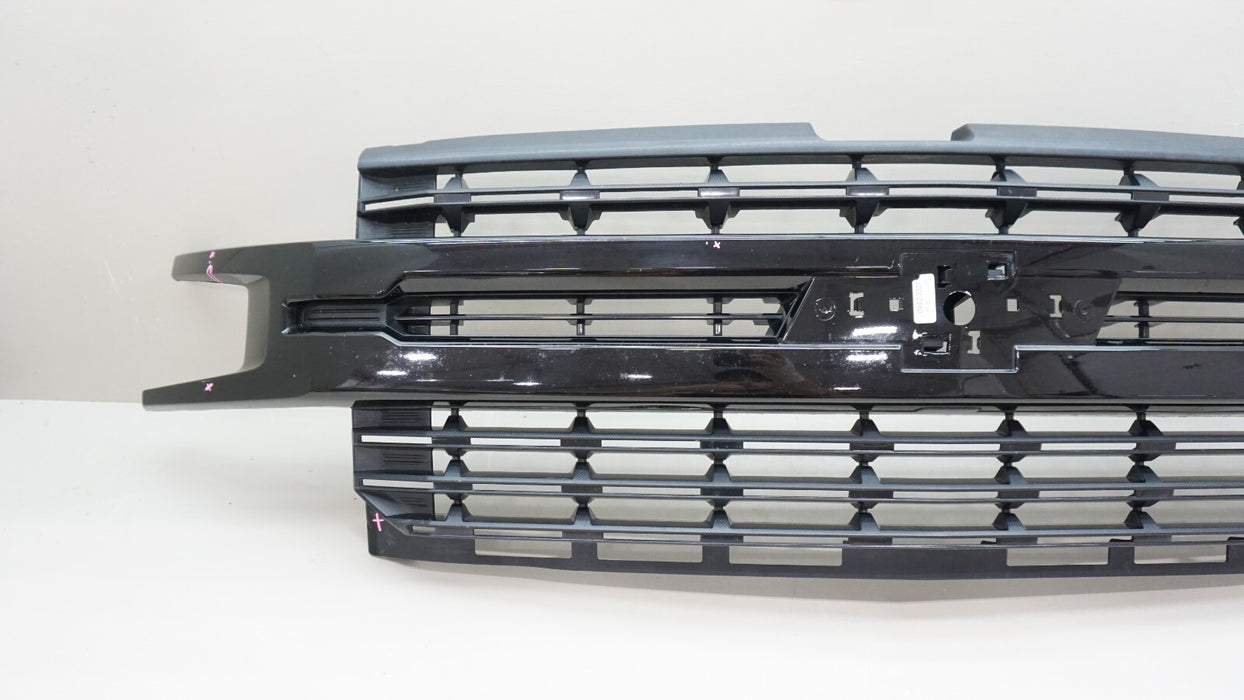 2019-2021 CHEVROLET SILVERADO 1500 FRONT RADIATOR GRILLE 84128450 OEM 19 20 21