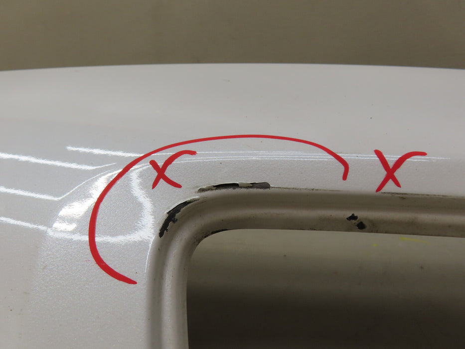 2016 2017 2018 2019 2020 KIA SORENTO REAR LIFTGATE GARNISH UPPER MOLDING OEM