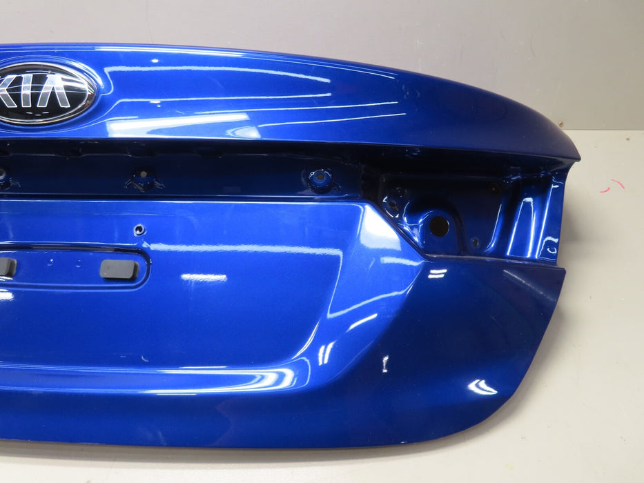 2019-2021 KIA FORTE 4DR SEDAN REAR TRUNK LID W/ EMBLEM BADGE NAMEPLATE OEM
