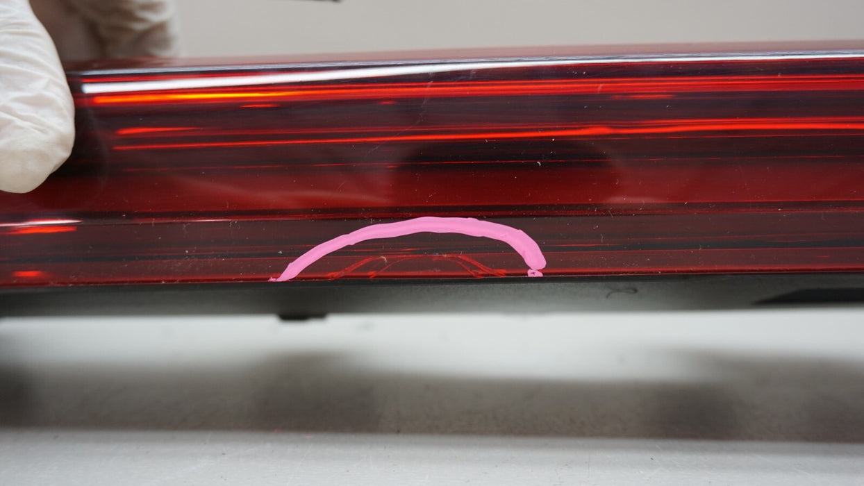 2019-2022 AUDI E-TRON CENTER DECK LID LED TAIL LIGHT 4KE.945.095.G OEM 20 21