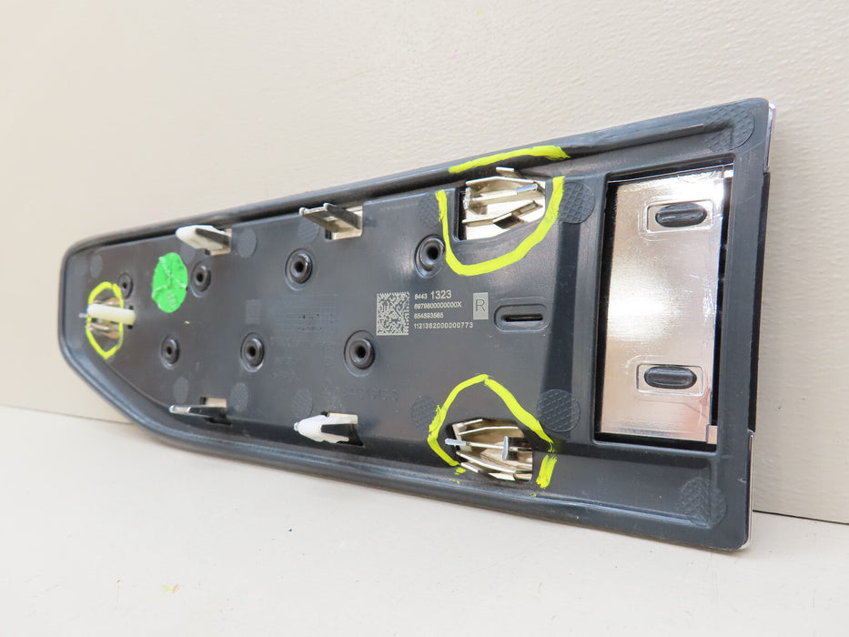 2019-2022 GMC SIERRA 1500 FENDER VENT FRONT RIGHT PASSENGER SIDE OEM 84431323