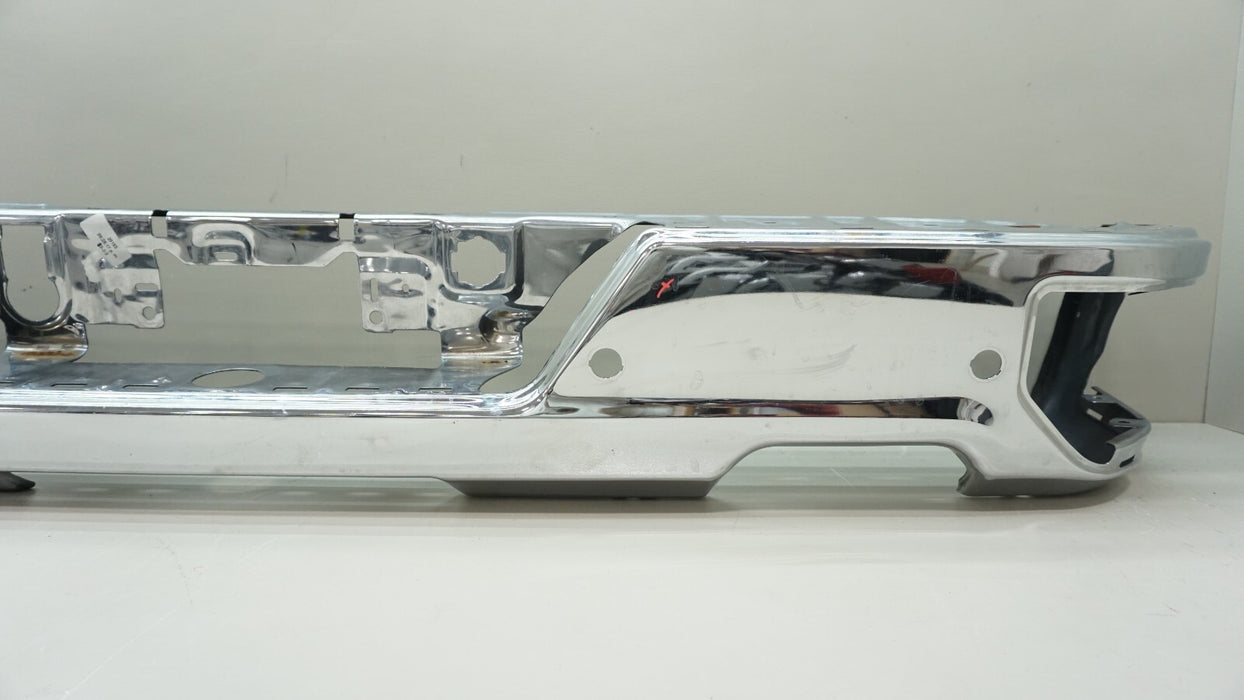 2019-2022 CHEVROLET SILVERADO GMC SIERRA 1500 REAR BUMPER METAL OEM 84429050