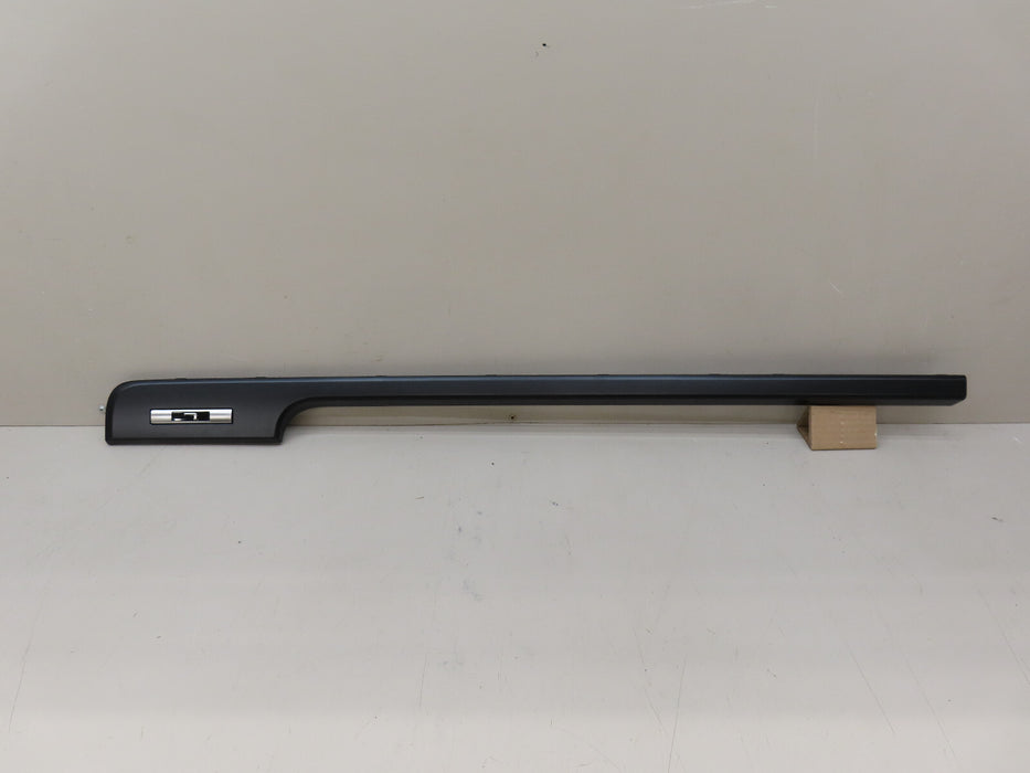 2018-2022 LAND ROVER RANGE ROVER HYBRID L405 FRONT RIGHT DOOR MOULDING OEM