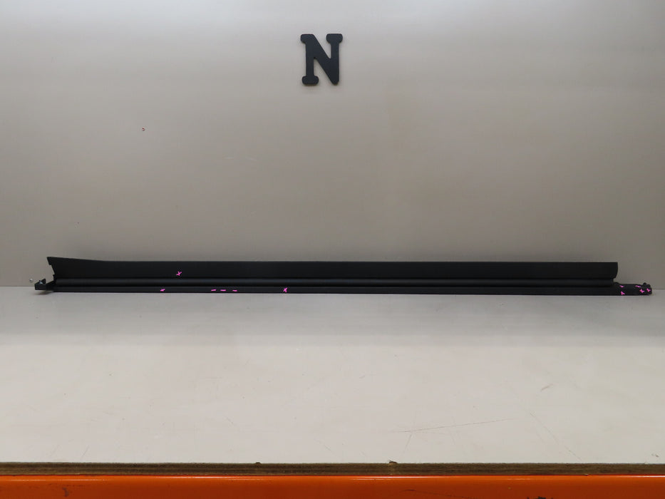 2020-2024 CADILLAC XT6 RIGHT PASSENGER SIDE ROCKER SKIRT PANEL OEM 84796618