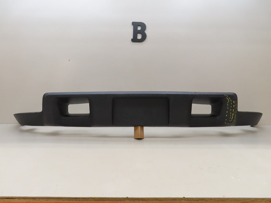 2011-2014 CHEVROLET SILVERADO 2500HD 3500HD FRONT LOWER AIR DAM DEFLECTOR OEM