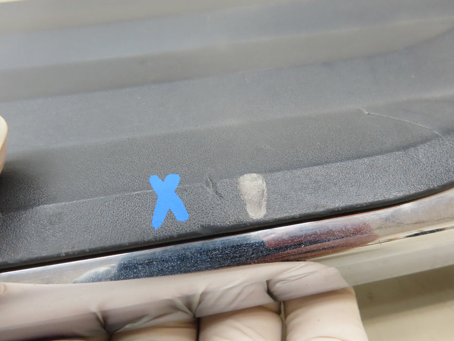 2015-2020 GMC/ CHEVROLET/ CADILLAC REAR BUMPER STEP PAD COVER OEM