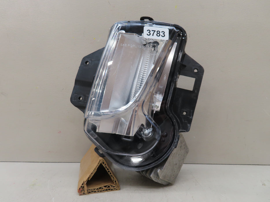 2013-2017 CADILLAC XTS FRONT LEFT DRIVER SIDE DAYTIME RUNNING LED LIGHT OEM