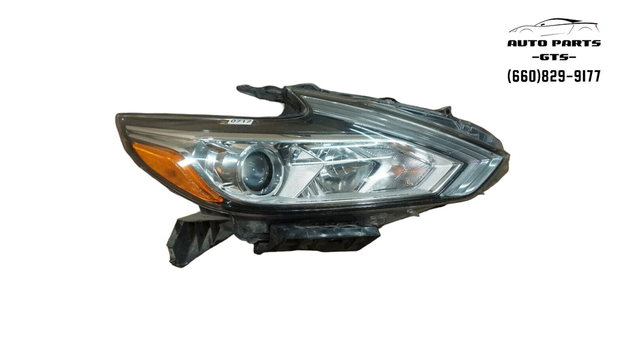 2016-2018 NISSAN ALTIMA RIGHT PASSENGER SIDE HEADLIGHT HALOGEN LAMP LENS OEM
