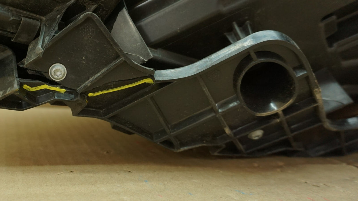 2019-2022 JEEP CHEROKEE FRONT RIGHT PASSENGER SIDE HEADLIGHT LED OEM 19 20 21 22