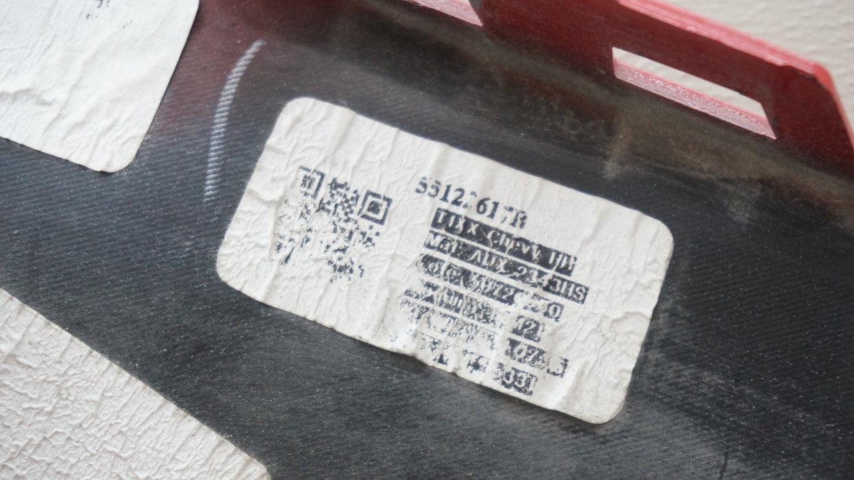 2019-2021 CHEVROLET SILVERADO 1500 FRONT RIGHT BUMPER COVER FILLER OEM ANW42227