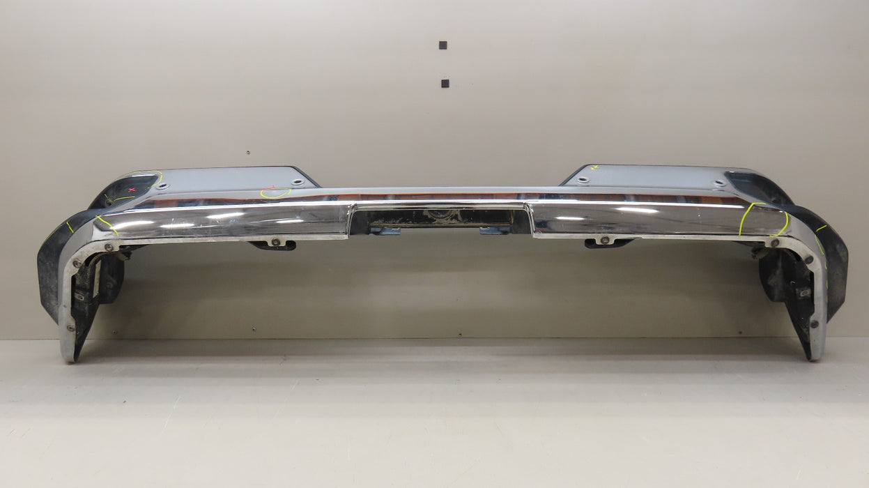 2019-2022 GMC SIERRA CHEVROLET SILVERADO 1500 REAR BUMPER METAL OEM