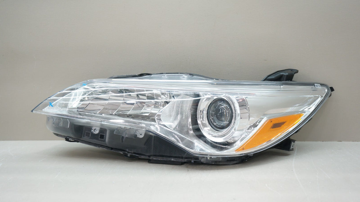 2015-2017 TOYOTA CAMRY FRONT LEFT DRIVER SIDE HALOGEN HEADLIGHT OEM