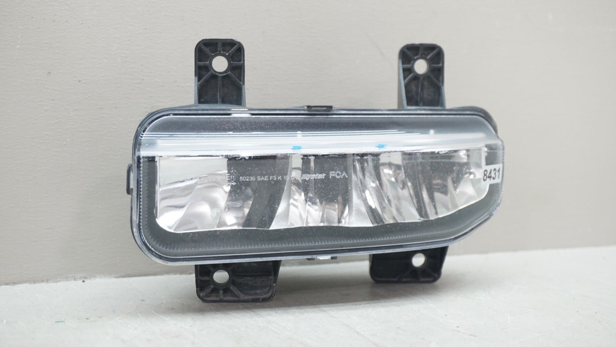 2019-2022 DODGE RAM 1500 FRONT LEFT DRIVER SIDE FOG LIGHT OEM 68477195AA