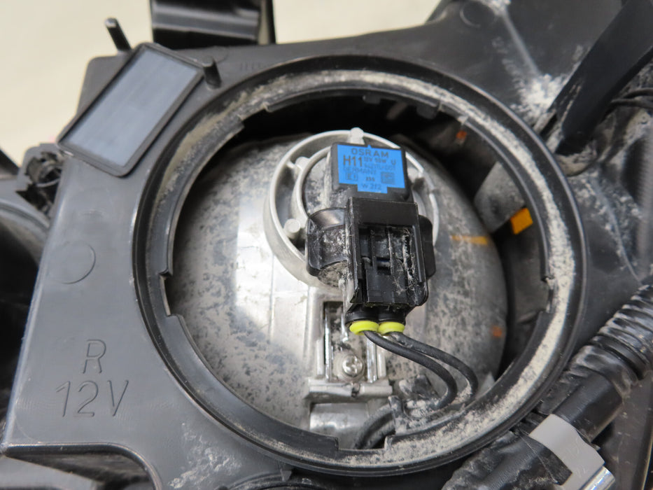 2015-2021 CHEVROLET COLORADO FRONT RIGHT PASSENGER SIDE HEADLIGHT OEM