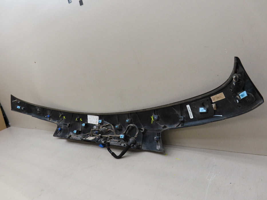 2016 2017 2018 2019 2020 KIA SORENTO REAR LIFTGATE MOLDING OEM 87371-C6000