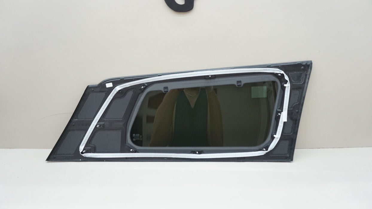 2015-2021 KIA SEDONA REAR LEFT DRIVERS SIDE QUARTER WINDOW GLASS 87810 A9620 OEM