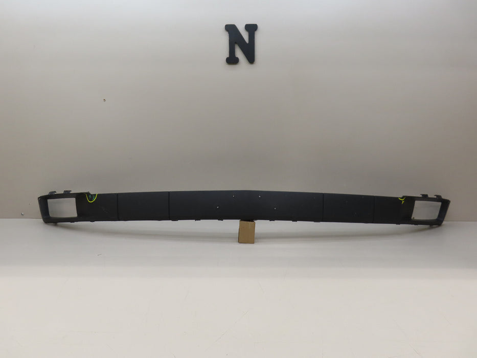 2015-2020 CHEVROLET TAHOE SUBURBAN FRONT BUMPER TRIM MOLDING OEM 22936495