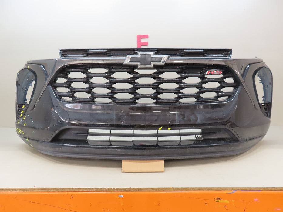 2024 2025 CHEVROLET TRAX RS FRONT BUMPER COVER OEM