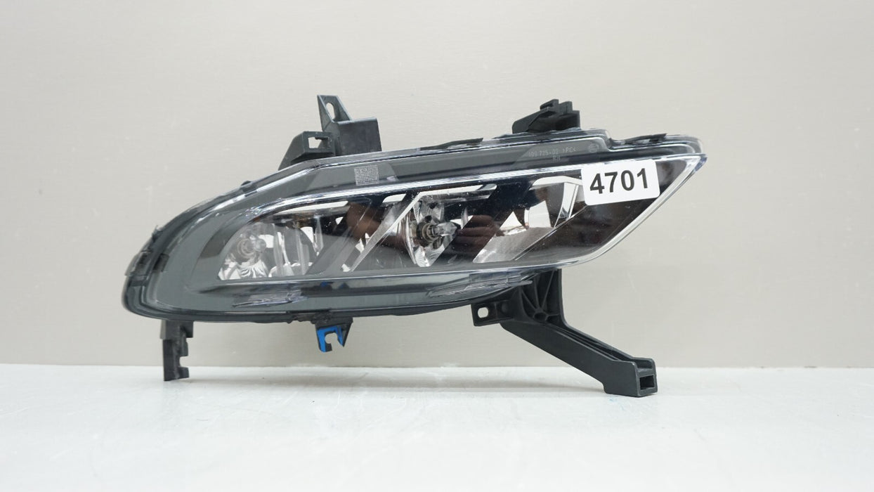 2016-2018 NISSAN MAXIMA FRONT RH RIGHT PASSENGER SIDE FOG LIGHT OEM