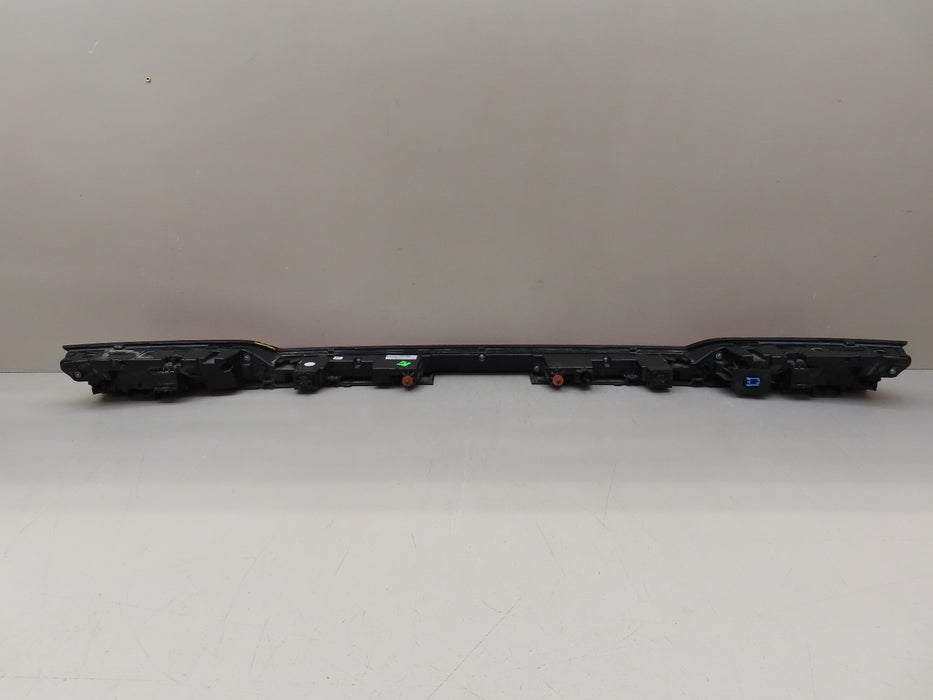 2019-2021 AUDI E-TRON REAR CENTER TRUNK TAIL LIGHT OEM