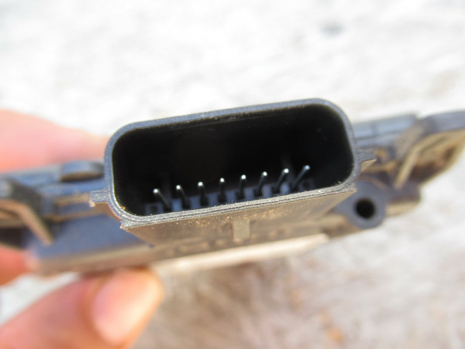 2019-2021 GMC ACADIA BLIND SPOT DRIVER RADAR COMPUTER CONTROL MODULE UNIT OEM