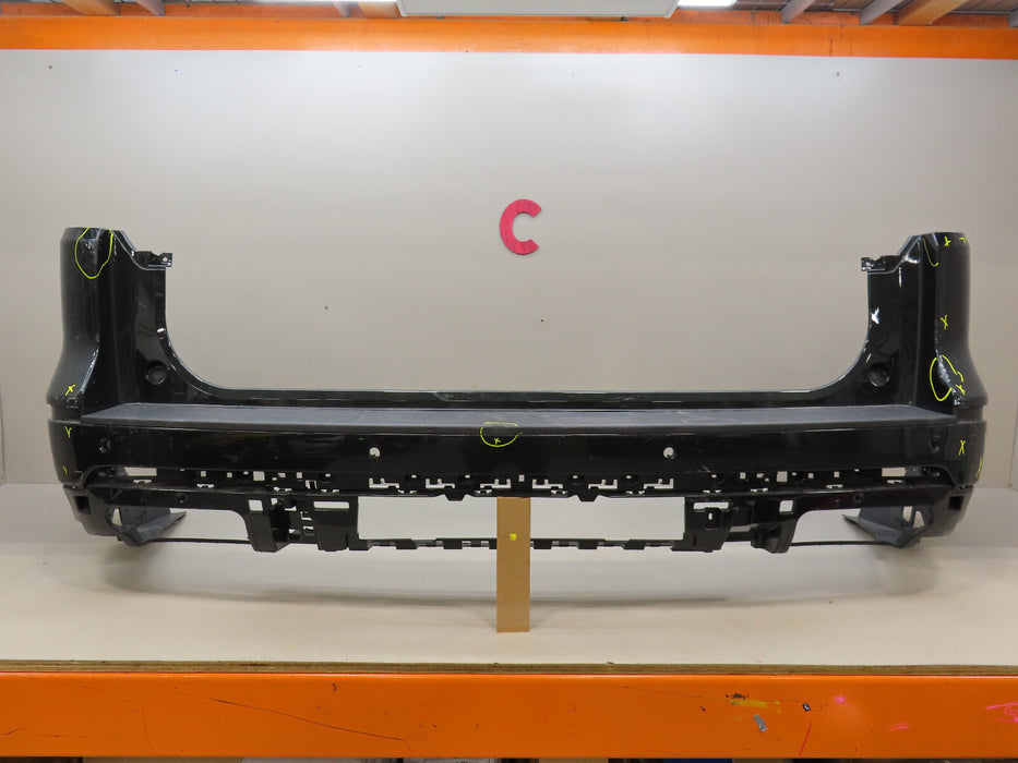 2022 2023 LINCOLN NAVIGATOR REAR BUMPER COVER OEM