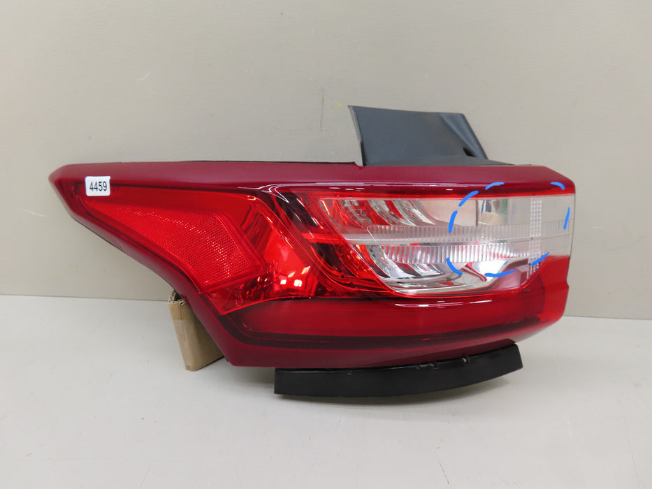 2018-2021 CHEVROLET TRAVERSE LEFT REAR DRIVER SIDE TAIL LIGHT OUTER OEM